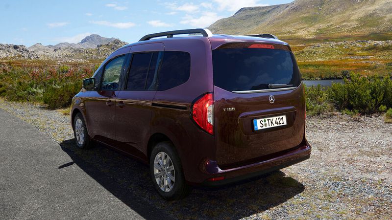 Sie streckt sich auf eine Länge von 4,50 Metern. (Bild: Mercedes)