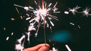Weltweit wird Silvester gefeiert. Jedoch hat jedes Land seine eigenen Traditionen. Hier erfahren Sie wie andere in das neue Jahr feiern! (gemeinfrei)