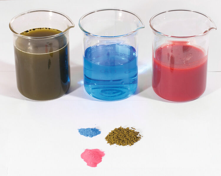 Repose piles show cranberry powder, copper solution for vitamins and chlorophyll powder — several of the powders produced by Summit Custom Spray Drying. (Picture: Kason/Phil Degginger)