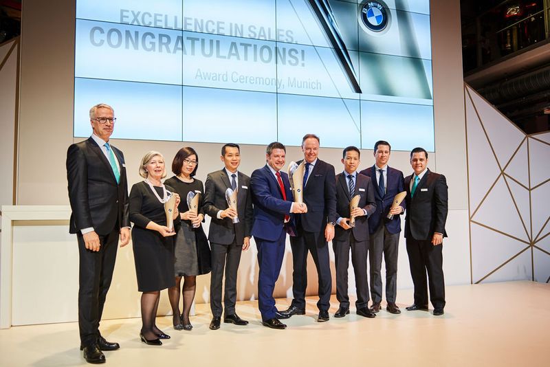 Die sechs Regionalsieger der Kategorie „Kundenbetreuung“.  (BMW)