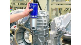 Das mobile Markiergerät DMM 20 wurde speziell für den flexiblen Einsatz an Montagearbeitsplätzen oder in Fertigungslinien konzipiert. (Archiv: Vogel Business Media)