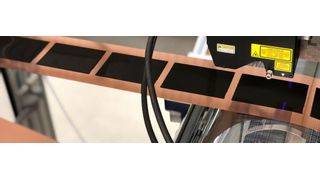 Präzise Kanten bei neuer Rekordgeschwindigkeit: Neues Verfahren erhöht Produktionskapazität von Batterieelektroden deutlich. (Ralf Diehm, KIT)