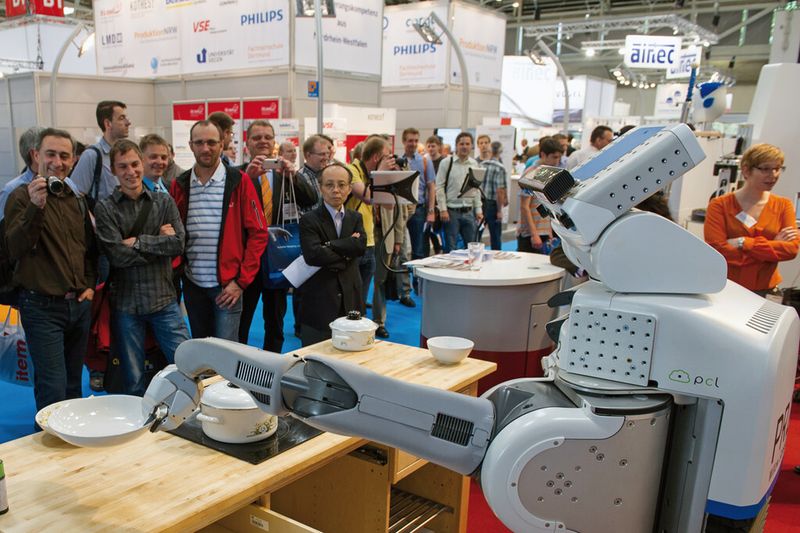 Unter dem Motto „One Stop – Three Shows“ präsentieren sich Neuheiten und Trends aus der industriellen Instandhaltung, Automation und Mechatronik sowie der Solarindustrie. (Bild: Messe München)