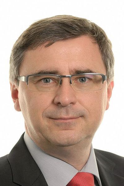 Messer Cutting beruft CEO: Zum 1. April ist Dipl.- Ing. Oliver Friz als Geschäftsführer in die Messer Cutting Systems GmbH berufen worden. Friz hat damit die Nachfolge von John Emholz übernommen, der seit Juli 2017 neben seinen Aufgaben als President und CEO der Messer Cutting Systems Group interimsmäßig auch die Geschäfte in Europa führte. Mit der Berufung verantwortet Friz nun die Messer Cutting Systems GmbH Europa mit der Firmenzentrale in Groß-Umstadt, dem Service-Center in Essen und den europäischen Landesgesellschaften der Messer Cutting Systems GmbH. (Messer Cutting)