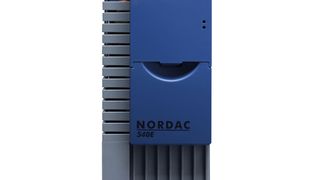 Der in Kürze erhältliche Frequenzumrichter SK 540E ist ein kostengünstiger Schaltschrankumrichter mit integrierter SPS-Funktionalität. (Getriebebau Nord) (Archiv: Vogel Business Media)