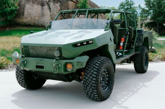 GM Defense produziert militärische Fahrzeuge wie das „Infantry Squad Vehicle–Utility“.(Bild:  GM Defense)
