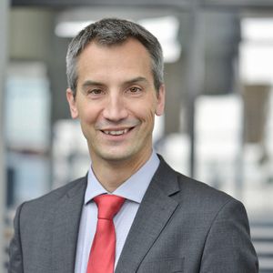 Karsten Schneider, Vorstand PI International