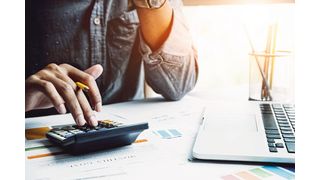 Das neue Verfahren soll Unternehmen schon vor einer Insolvenz neue Möglichkeiten zur Restrukturierung geben. (Bild: ©Natee Meepian - stock.adobe.com)