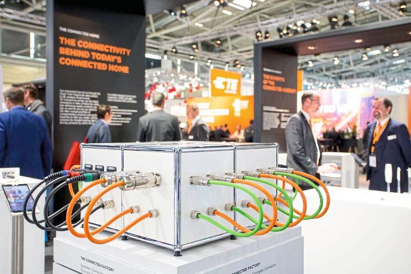 Alles vom elektonischen Bauteil bis hin zum Steckverbinder findet der Besucher auf der Messe Electronica. (Christian Hartlmaier/Messe München)