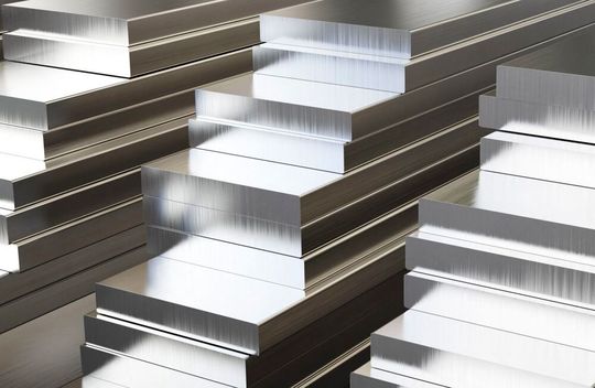 Was die deutsche Aluminiumbranche betrifft, so scheint es nur eine kleine Erholung zu geben. Recycler, Halbzeugverarbeiter und die Walzproduktexperten schrieben leichte Pluswerte. Doch die Strangpresser sackten dafür ab ...(Bild:  K. Bruhn)