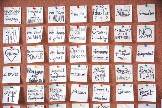 Das Ziel von Content-Marketing ist es, Webseiten-Nutzern mit spannenden Inhalten einen echten Mehrwert zu bieten und dadurch langfristig eine starke Marke mit einer eigenen Community zu bilden. Das Ziel von Content-Marketing ist es, Webseiten-Nutzern mit spannenden Inhalten einen echten Mehrwert zu bieten und dadurch langfristig eine starke Marke mit einer eigenen Community zu bilden.