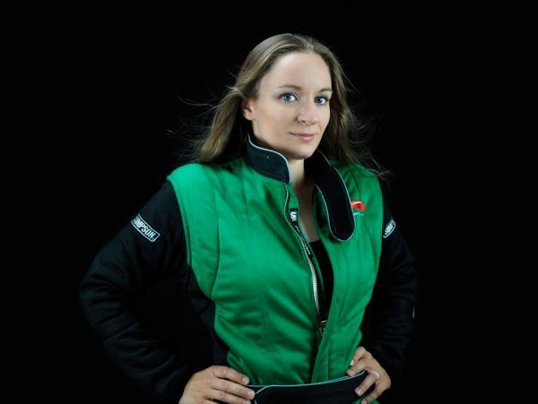 Eva Håkansson – mit fast 435 km/h die schnellste Motorradfahrerin der Welt. (KillaCycle Racing)