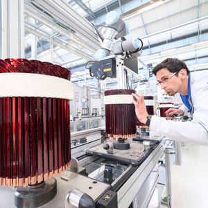 Statorfertigung für den MEB in Salzgitter.(Bild:  Volkswagen)