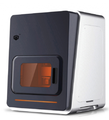 (Mit dem 3D-Drucker S140 von BMF lässt sich eine Hohlraumleiterstruktur für 125-GHz-Frequenzverdoppler stereolithographisch herstellen. Bild: Boston Micro Fabrication (BMF))