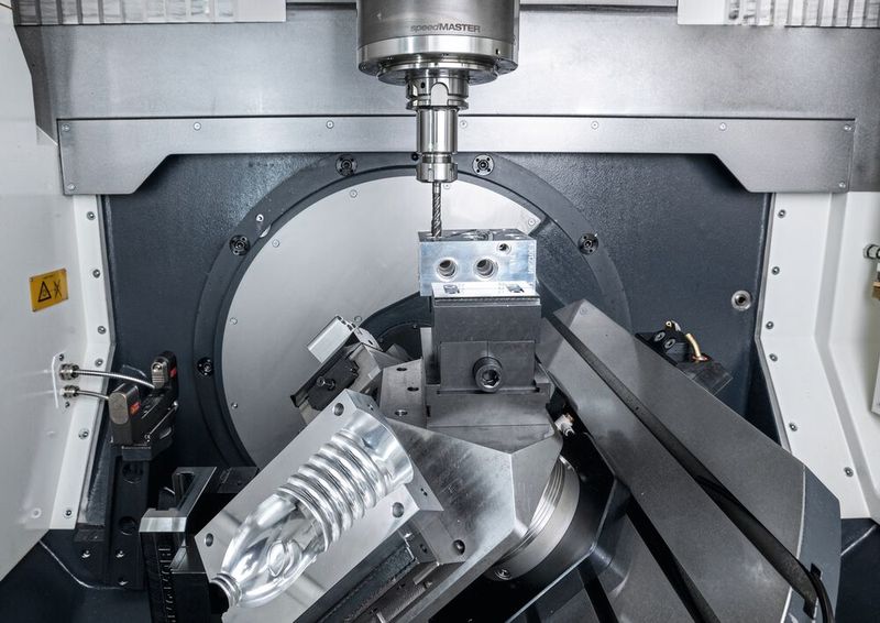 Mit Verfahrwegen von 600 x 600 x 510 mm und einem Werkstückgewicht von 300 kg markiert die DMX 60 U den Einstieg in die neue DMX U Baureihe. (Bild: DMG Mori)