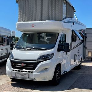 Viele Reisemobilhersteller wie Bürstner mit dem Lyseo Gallery mit aufblasbarem Alkoven rücken auf der CMT ihre Düsseldorfer Neuheiten ein weiteres Mal in den Mittelpunkt.(Bild:  SP-X/Michael Lennartz)