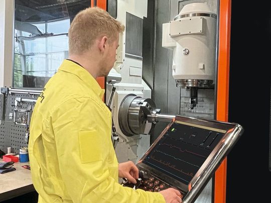 Using the software or NC code, users define threshold values for chatter, tool load and vibration. If an unexpected event occurs, the control system automatically initiates protective measures, according to Sandvik Coromant.(Source:  Sandvik Coromant)
