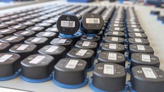 Der Evertag Mini ist ein leichter, kompakter IoT-Tag, der für Umgebungen mit begrenztem Platzangebot entwickelt wurde und dennoch die vollen Wirepas-Mesh-Tracking-Funktionen bietet. (Bild: Cargobeacon)