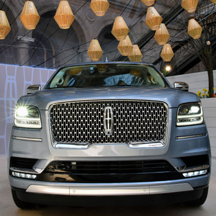 Lincoln Navigator Mehr Schiff Als Suv