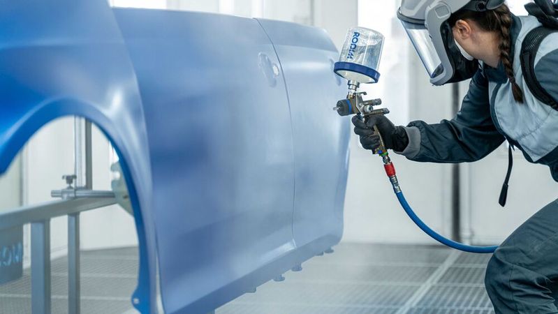 Glasurit hat das Schulungsprogramm 2026 für sein Kundennetzwerk ColorMotion veröffentlicht. Dabei steht diesmal nicht nur die Technologiekompetenz im Mittelpunkt. (Bild:  BASF)