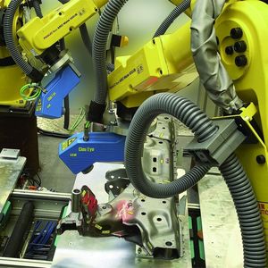 Integrierten Visualisierung sowie optische Lehren und Vermessungssysteme und robotergeführte Nahtinspektionssysteme sind Highlights der Anlage.