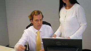 Zertifizierungsteam AS-International: Sigrid Cranford und Tilman Schinke Bilder: AS (Archiv: Vogel Business Media)