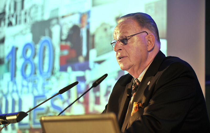 Prof. Dr. Hans J. Naumann, geschäftsführender Gesellschafter, betonte in seiner Festrede den erfolgreichen Weg des Unternehmens, der sich im Besonderen durch innovative Produkt- und Technologieentwicklung auszeichnet. (Bild: Wolfgang Schmidt)