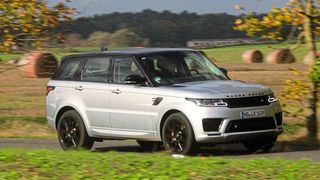 Mit neuem Reihen-Sechszylinder und Mild-Hybrid-Technik fährt der Range Rover Sport seit Mitte 2019 wieder auf den Straßen. (Auto-Medienportal.Net/Axel F. Busse)
