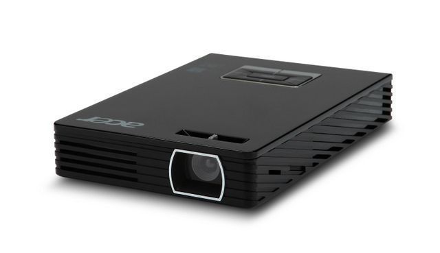 Unabhängig: Der Pico-Projektor Acer C112 benötigt weder PC noch Stromanschluss. Videos können von einem USB-Stick wiedergegeben werden, ein optionaler Akku sorgt für 2 Stunden Laufzeit fernab von Steckdosen.
 (Archiv: Vogel Business Media)