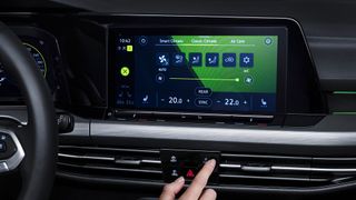 Immer mehr Funktionen im Auto werden zunehmend digital bedient. (Bild: Volkswagen)