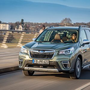 Der Forester ist in der jüngsten Generation geringfügig auf 4,63 Meter gewachsen.(Bild:  Subaru)