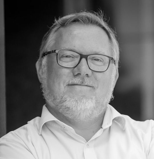 Michael Plagge ist Vice President Ecosystem Development der Eclipse Foundation. Michael Plagge ist Vice President Ecosystem Development der Eclipse Foundation.