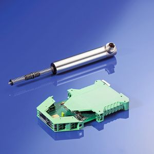 Schlanke Wegaufnehmer für große Temperturbereiche ermöglichen eine Langzeitüberwachung der Ausdehnung von Proben im Klimaprüfstand.