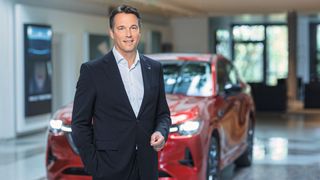 Mazda-Deutschland-Geschäftsführer Bernhard Kaplan gibt sich für 2023 zuversichtlich. (Bild: Philippe Ramakers @ Image Intuitive)