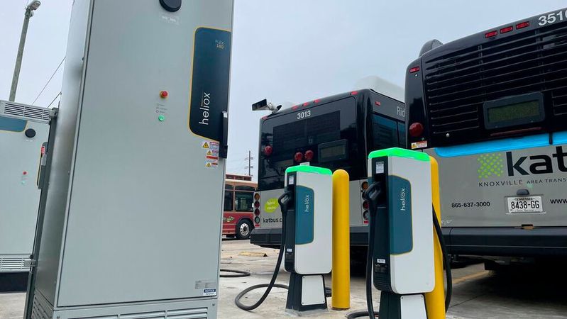 Heliox ergänzt das Angebot von Siemens E-Mobility hinsichtlich Ladeinfrastruktur und Depot- und Flottenlösungen.(Bild:  Heliox)