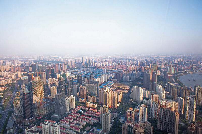 Vue aérienne de Shanghai, le lieu du prochain voyage d'étude, le IoT Fact Finding. (Adam Morse by unsplash.com)