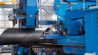 Tuberías Procarsa hat eine Spiralrohranlage von Schuler in Betrieb genommen und hat das erste Großrohr darauf produziert. (Schuler)