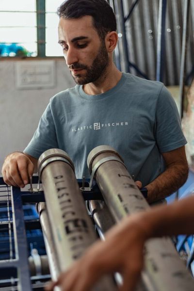 Bis heute hat Plastic Fischer mehr als 800 Tonnen Plastik aus Flüssen gesammelt. (Bild: Plastic Fischer GmbH)