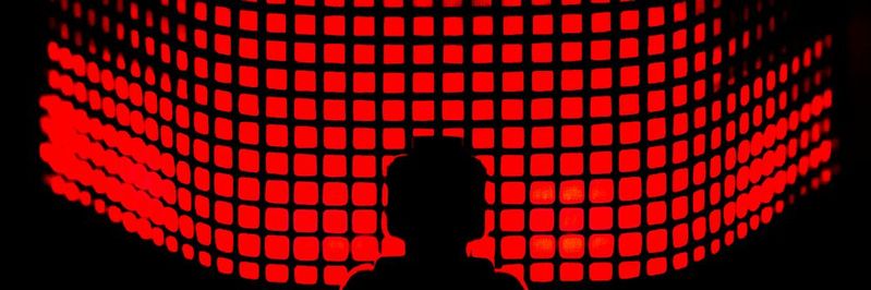 Daten sind der Dreh- und Angelpunkt innerhalb des Beziehungsgeflechts eines Unternehmens. Daher ist ihre Qualität essentiell. (Bild:  gemeinfrei / Unsplash)