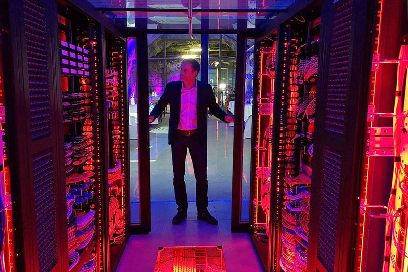 Das Konzept „Edge Computing – Underground“ wurde in Zusammenarbeit mit Dätwyler Cabling Solutions und Amberg Engineering als eine kosteneffiziente, platzsparende und sichere Lösung für die Herausforderungen von Smart Cities entwickelt (Amberg Engineering AG/Dätwyler Cabling Solutions AG)