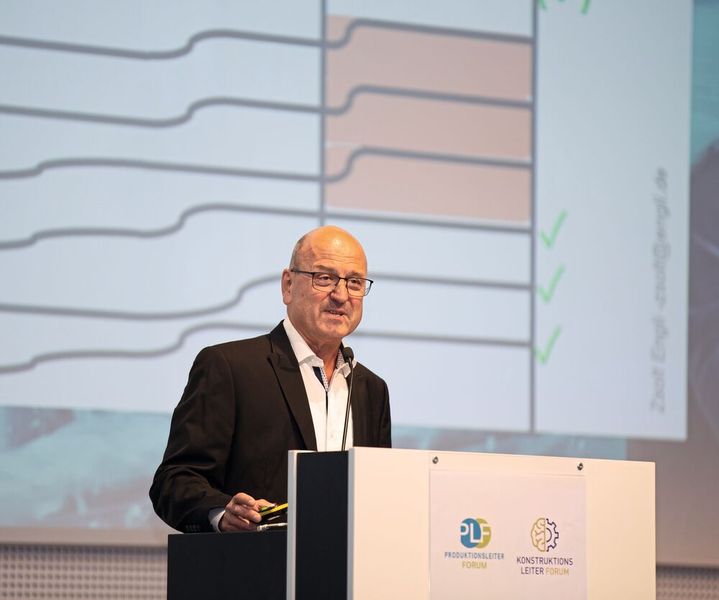 Digitalisierungsexperte Zsolt Engli sieht großes Wechsel weg von lokaler Rechenpower und Desktopanwendungen, hin zum Konstruieren in der Cloud, SaaS (Software as a Service).  (Bild: impressions)