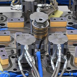 Die Pressure Blocks von Hrsflow sorgen laut Hersteller gleich doppelt für ein optimiertes Spritzgießwerkzeug: Sie erhöhen sowohl die Steifigkeit des Werkzeugs, verhindern die Gratbildung am Teil und homogenisieren die Temperaturverteilung, wie Hrsflow aufzählt.