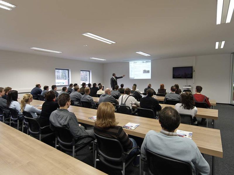 Aus- und Weiterbildung wird bei Paul groß geschrieben. Über 200 Schulmanntage sind pro Jahr für die Mannschaft geplant. (Archiv: Vogel Business Media)