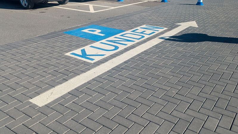 In welche Richtung entwickeln sich Kfz-Betriebe im kommenden Jahr? Einschätzungen sammelt »kfz-betrieb« in einer Kurzumfrage.(Bild:  Simon – VCG)