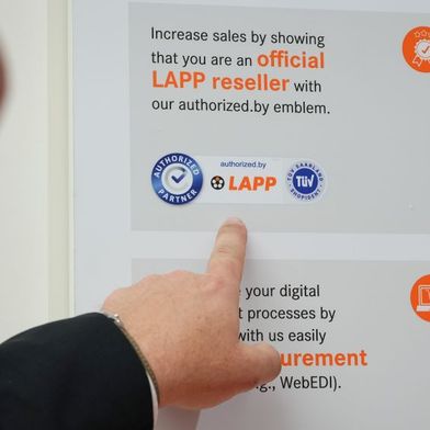 Mit Hilfe des neuen Siegels bietet Lapp seinen Kunden mehr Orientierung, mehr Sicherheit und fundierte Entscheidungsgrundlagen im Beschaffungsprozess. (Bild: Lapp)