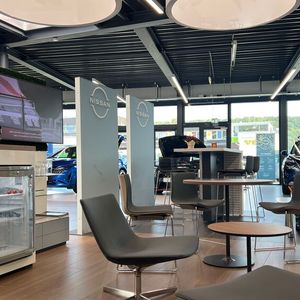 Der Nissan-Showroom entspricht der neuesten CI.(Bild:  Nissan)