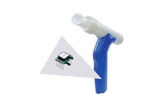 Differenzdrucksensoren der Reihe LDE von First Sensor kommen beispielsweise in den mobilen Spirometern „Spirostik Blue“ von Geratherm Respiratory zum Einsatz. Differenzdrucksensoren der Reihe LDE von First Sensor kommen beispielsweise in den mobilen Spirometern „Spirostik Blue“ von Geratherm Respiratory zum Einsatz.