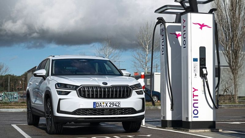 Erstmals für den Kodiaq hat sich Skoda PHEV-Technik aus dem Konzernregal geholt. (Bild: Skoda)