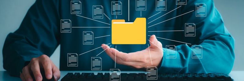 In diesem Video-Tipp zeigen wir, wie man mit der PowerShell Berechtigungen für Dateien oder Verzeichnisse abfragen und setzen kann.(Bild:  Thapana_Studio - stock.adobe.com)