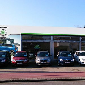 Das Autohaus Wichert hat seinen Skoda-Betrieb in Norderstedt an die aktuelle CI des Importeurs angepasst.(Foto:  Auto Wichert)